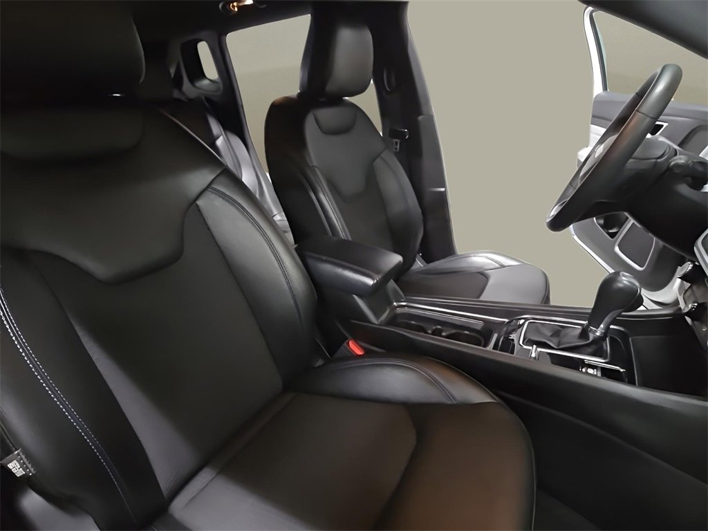 Used 2024 Jeep Compass Latitude image 20