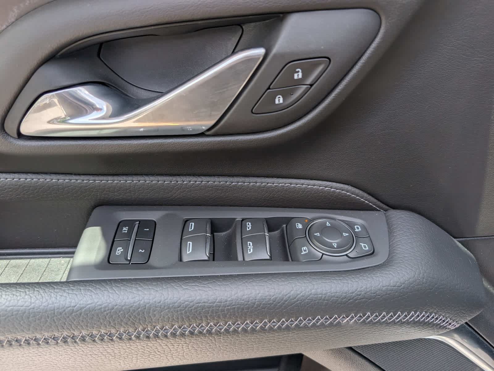 Certified 2024 GMC Yukon XL Denali AWD/4WD image 21