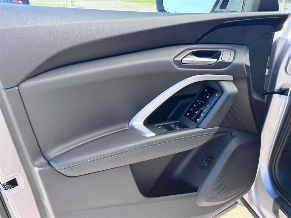 New 2025 Audi Q5 Premium image 9