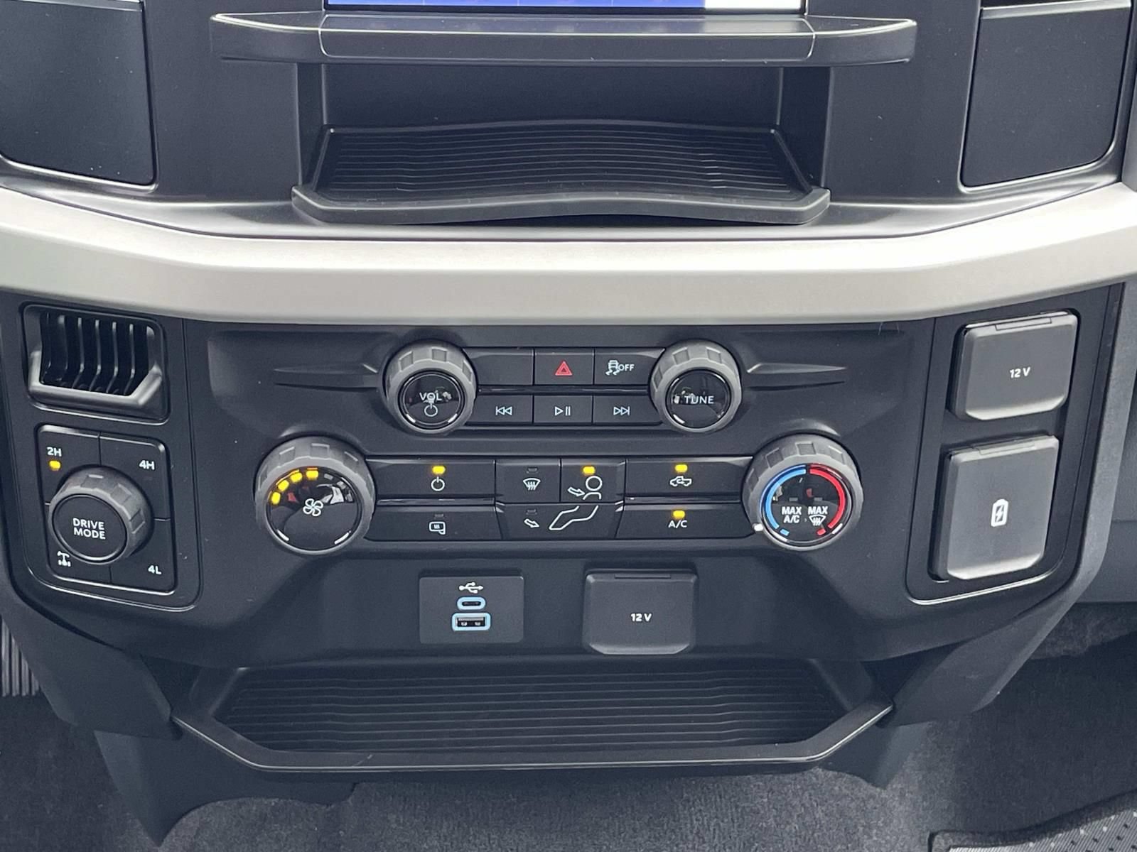 New 2026 Ford F250 XL w/ STX Appearance Package AWD/4WD image 13