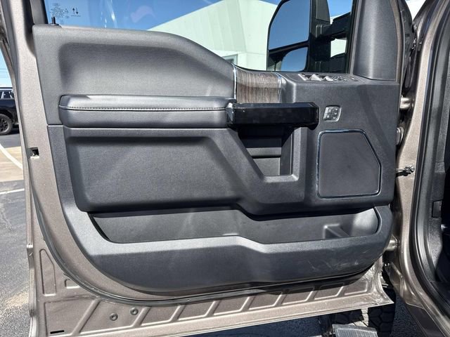 Used 2020 Ford F250 Lariat w/ Lariat Ultimate Package AWD/4WD image 8