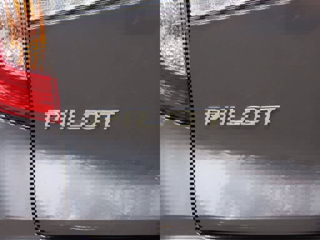 Certified 2022 Honda Pilot Special Edition image 7