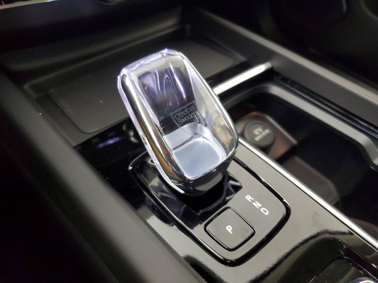 New 2027 Volvo XC60 B5 Plus AWD/4WD image 32