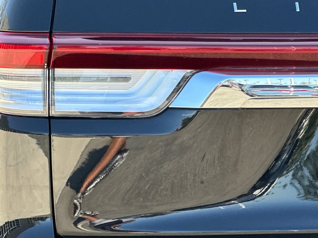 Certified 2024 Lincoln Navigator Reserve AWD/4WD image 27