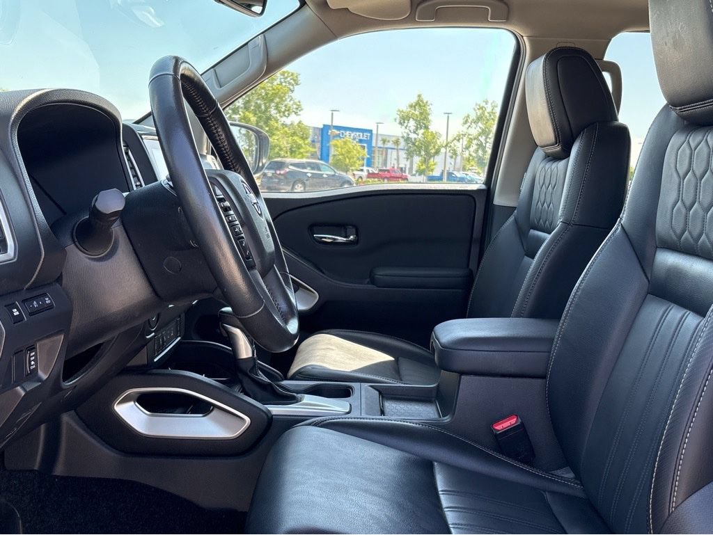 Used 2024 Nissan Frontier SL w/ Technology Package RWD image 18