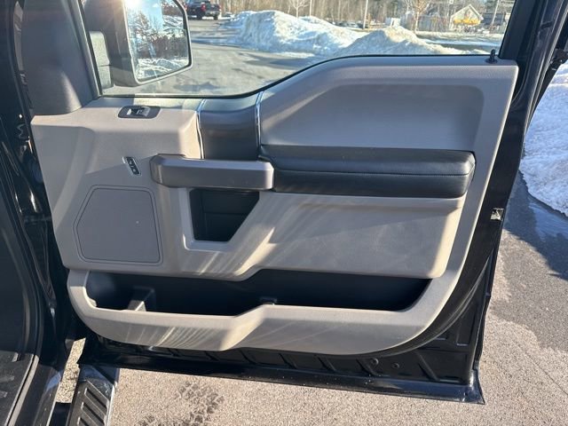 Used 2020 Ford F150 XLT w/ Equipment Group 302A Luxury image 11