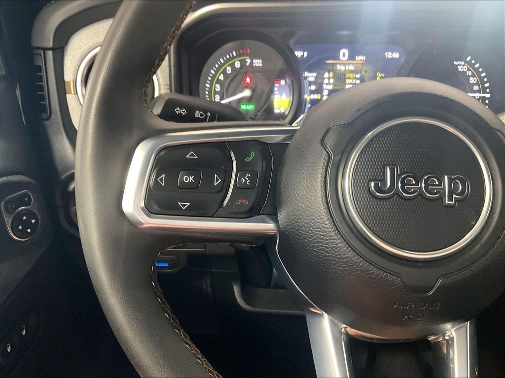 Used 2024 Jeep Wrangler Unlimited Sahara AWD/4WD image 22