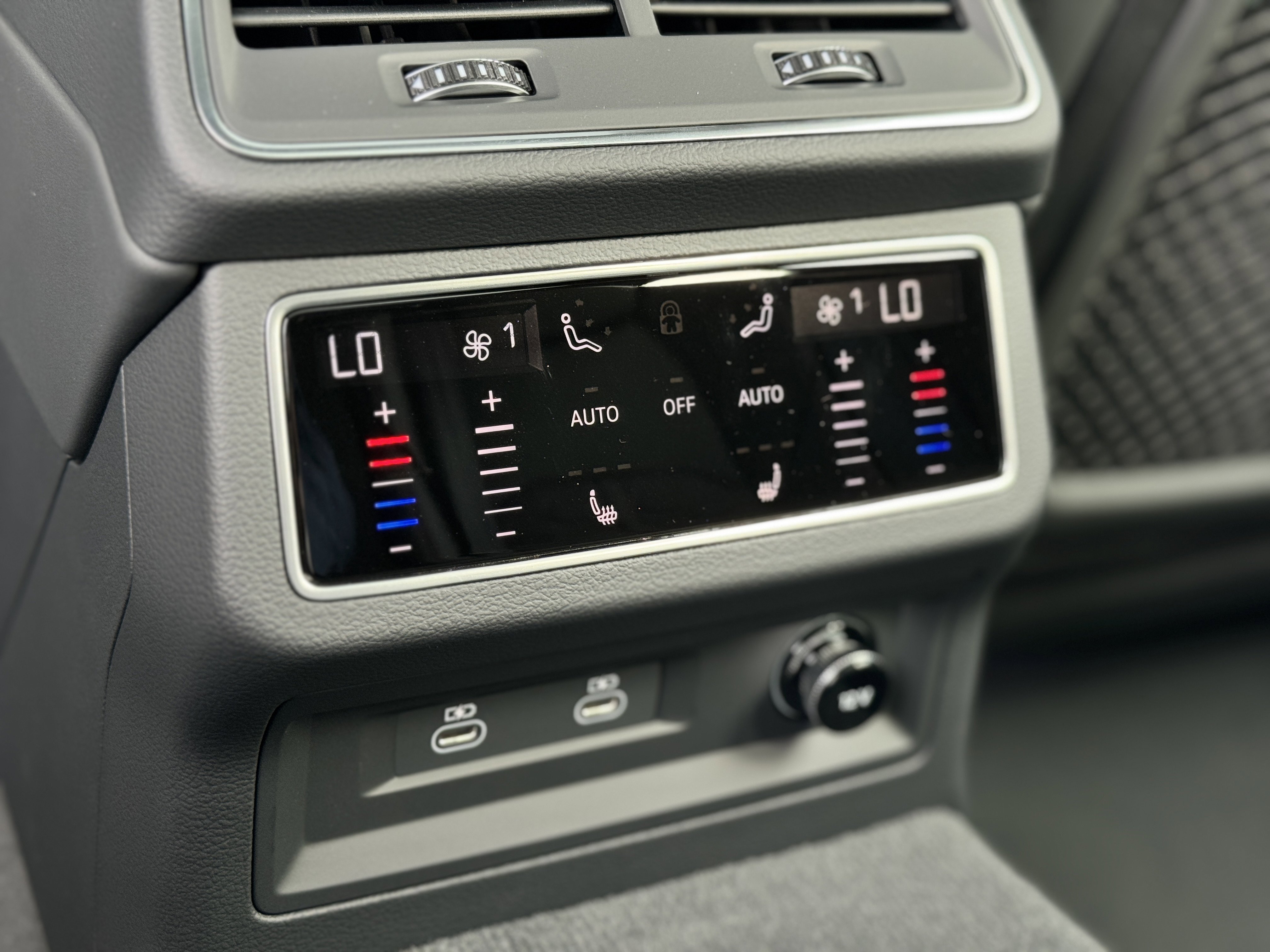 New 2026 Audi RS 6 performance image 24