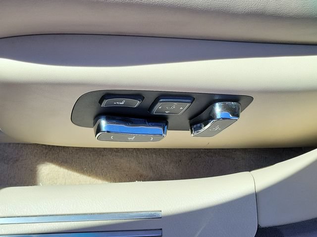 Used 2016 Lexus LS 460 AWD w/ Comfort Package image 7
