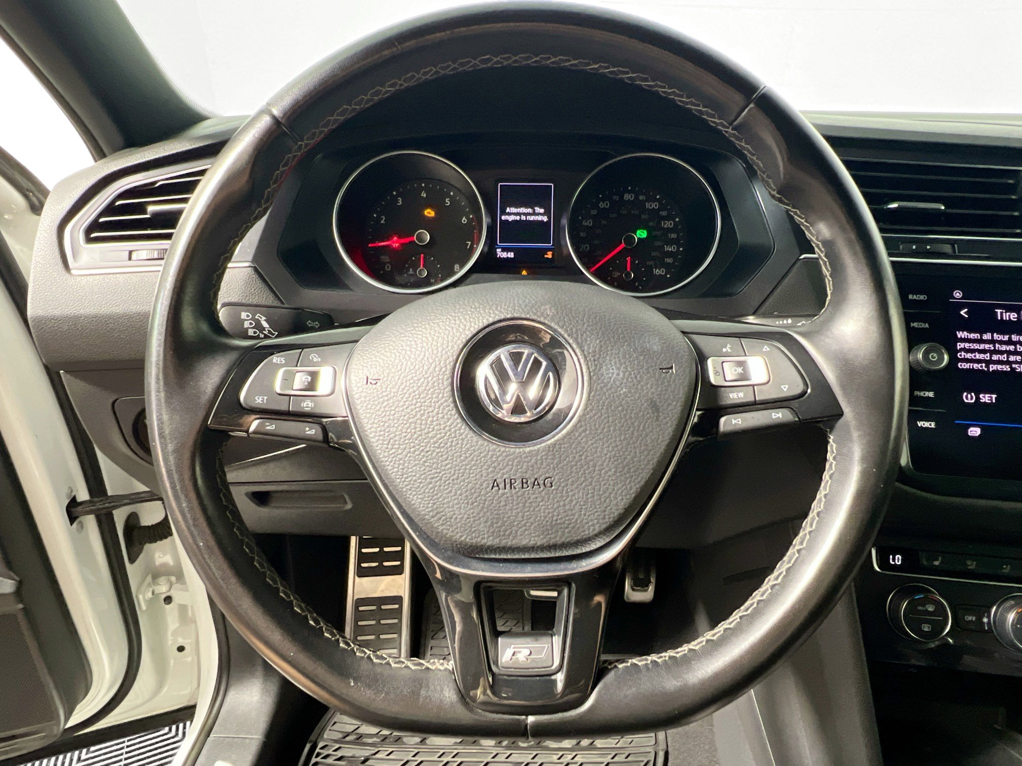 Used 2021 Volkswagen Tiguan SE R-Line image 17