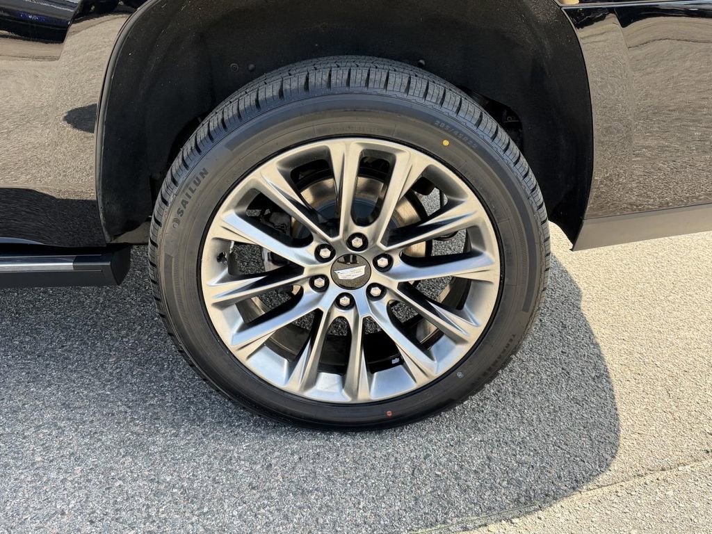 Used 2019 Cadillac Escalade Platinum w/ Escalade Sport Edition image 26