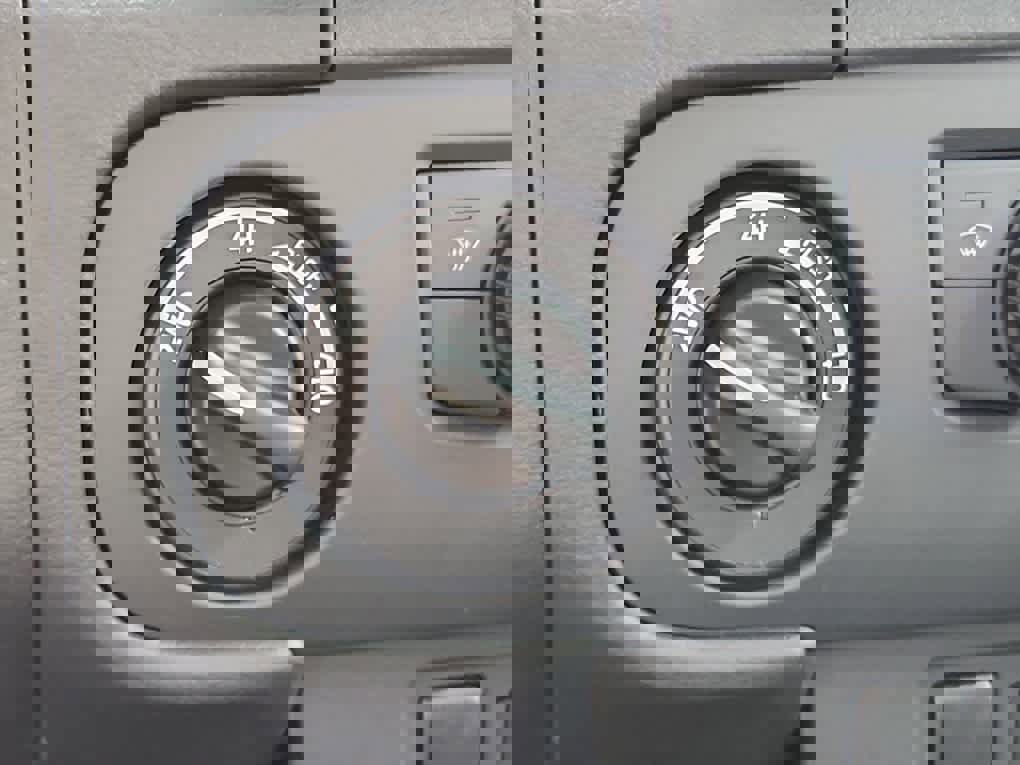 New 2025 Nissan Frontier PRO-4X image 15