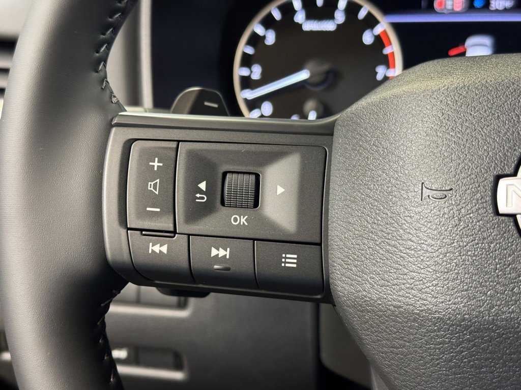 New 2026 Nissan Rogue SV image 32