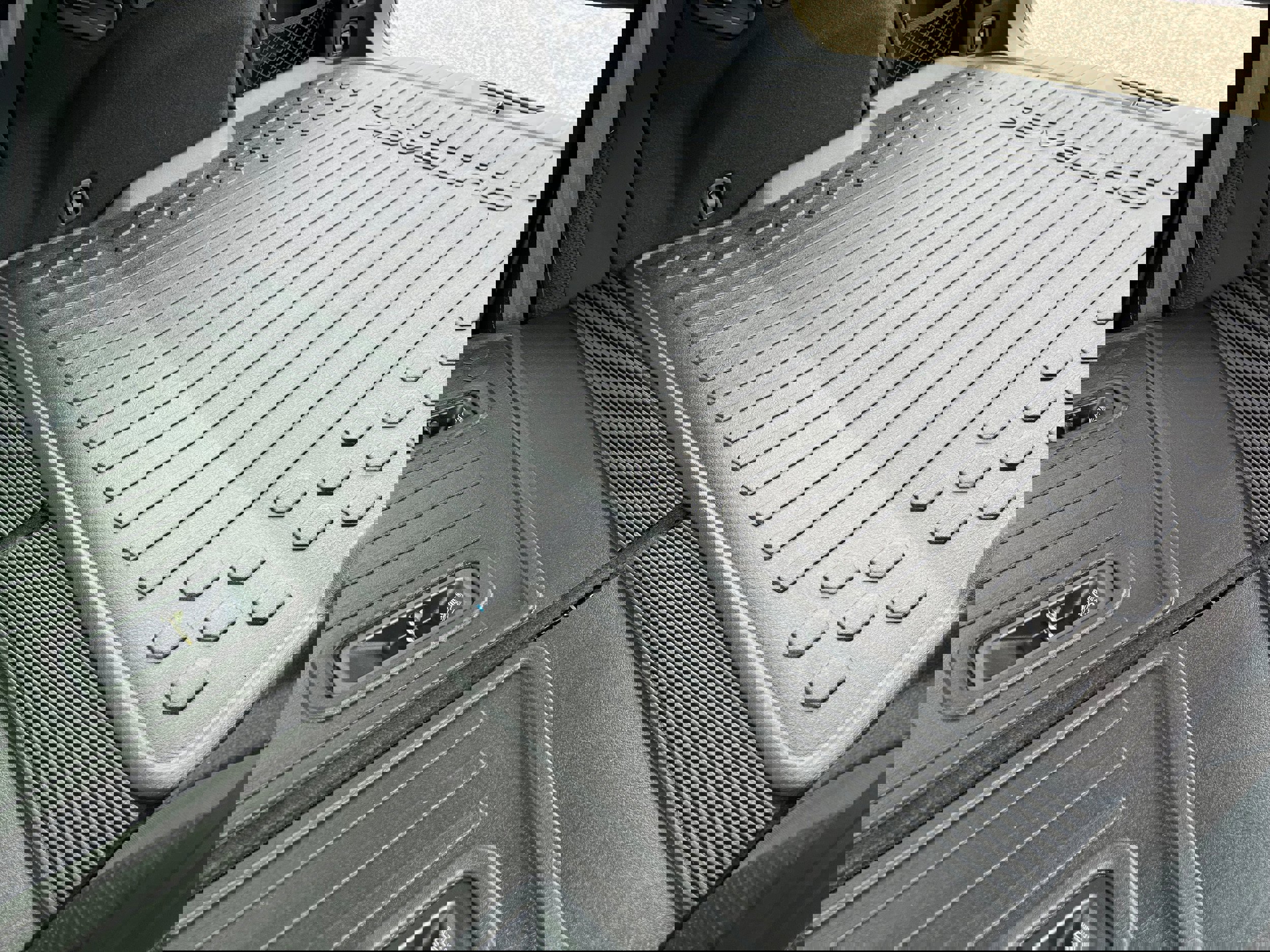 Certified 2025 Subaru Outback Premium w/ Popular Package #1A image 13