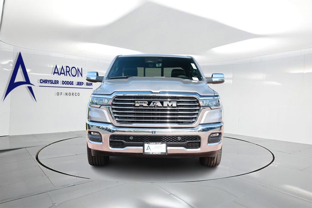 Used 2025 RAM 1500 Laramie w/ Advanced Safety Group II AWD/4WD image 4