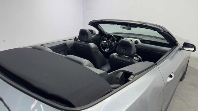 Used 2022 Ford Mustang Premium RWD image 14