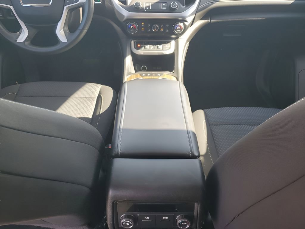 Used 2023 GMC Acadia SLE w/ Elevation Edition image 22