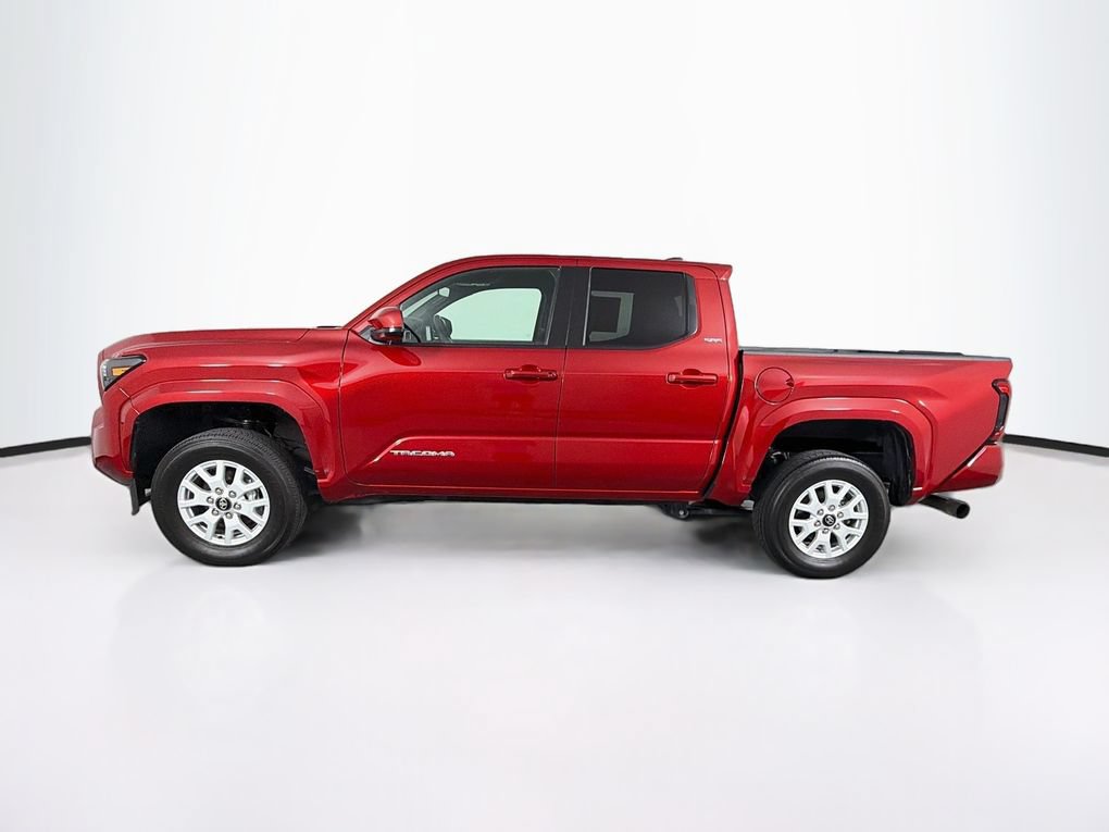 Used 2025 Toyota Tacoma SR5 AWD/4WD image 6