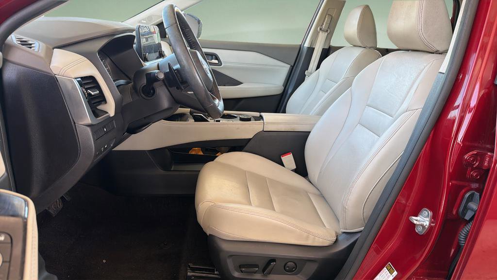 Certified 2023 Nissan Rogue SL w/ SL Premium Package AWD/4WD image 19