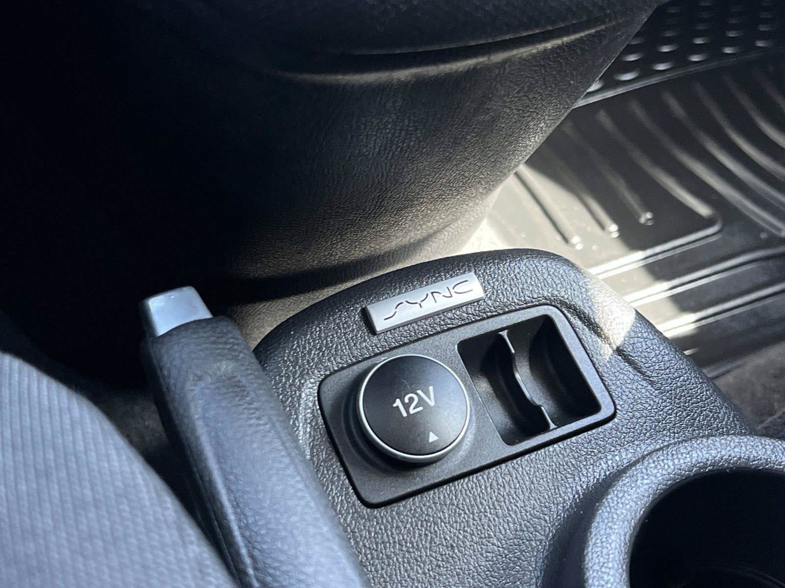 Used 2017 Ford Transit Connect XLT FWD image 16