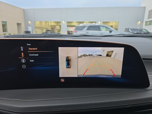 Certified 2025 Cadillac XT4 Premium Luxury AWD/4WD image 8