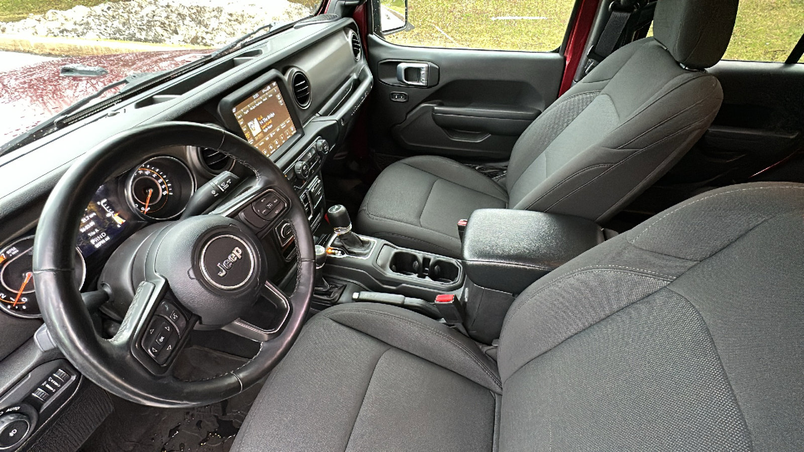 Used 2022 Jeep Wrangler Unlimited Sport image 23