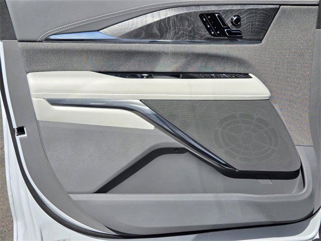 New 2026 Cadillac Escalade IQL Luxury w/ LPO, Etrunk Organizer Package image 19