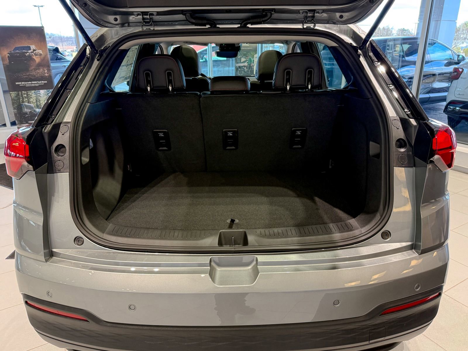 New 2027 Chevrolet Bolt RS w/ Technology Package image 36