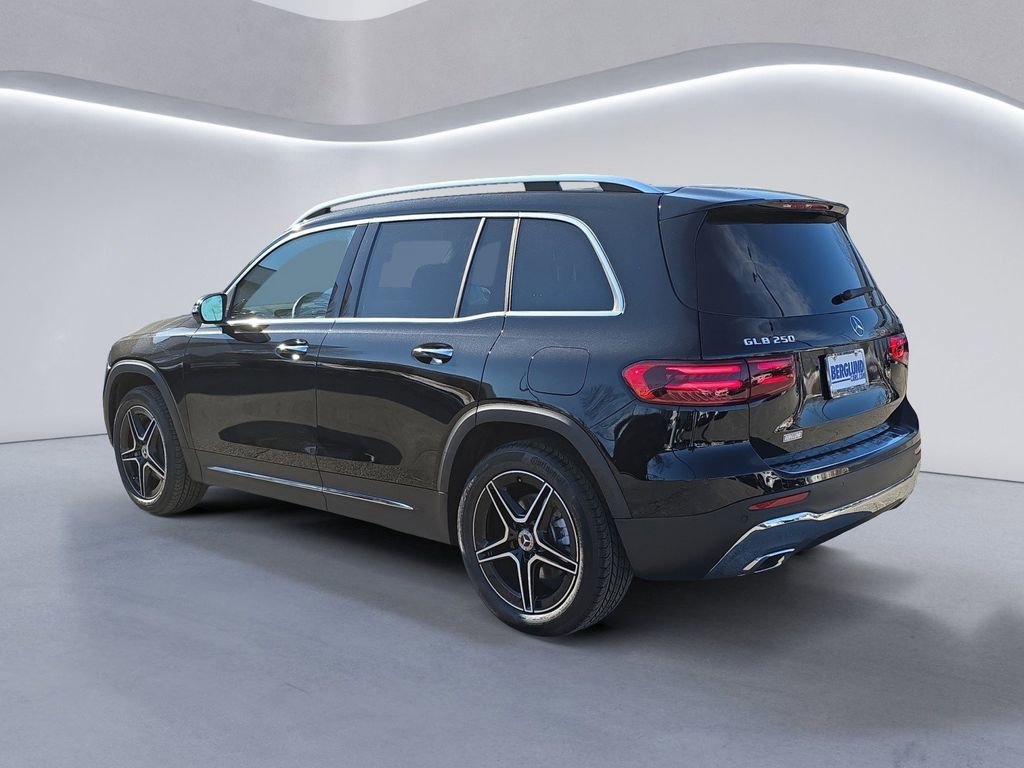 New 2026 Mercedes-Benz GLB 250 4MATIC image 5