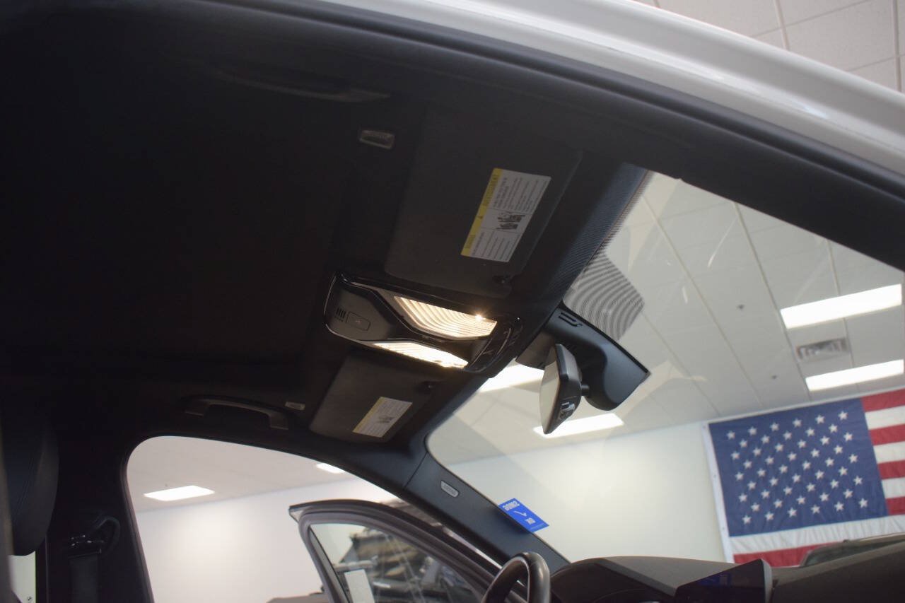 Used 2019 BMW 330i Sedan w/ Driving Assistance Package RWD image 27