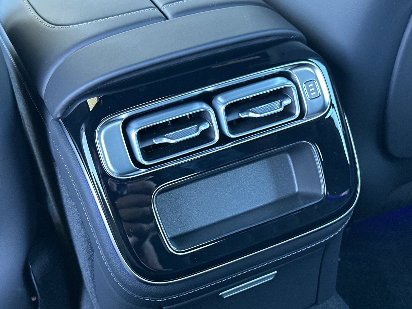 New 2026 Mercedes-Benz S 580 4MATIC Sedan image 13