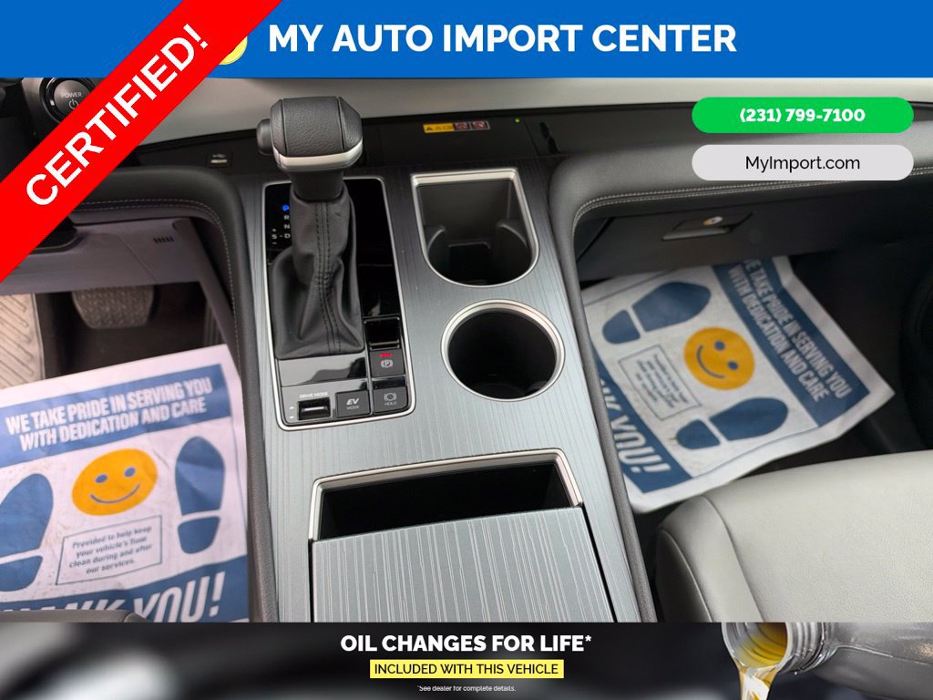 Certified 2026 Toyota Sienna XLE FWD image 22