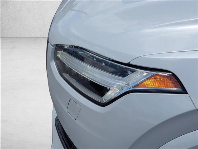 Used 2016 Volvo XC90 T6 R-Design w/ Vision Package image 13