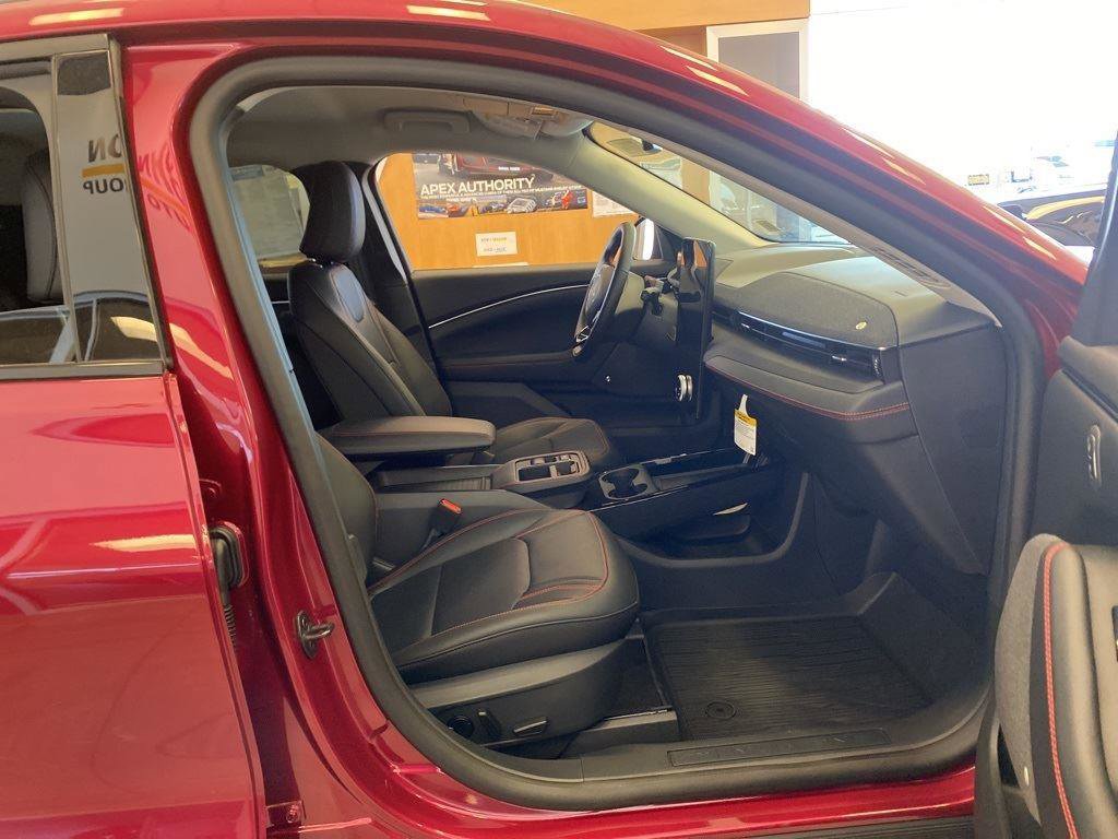 New 2025 Ford Mustang Mach-E Premium w/ Sport Appearance Package AWD/4WD image 16