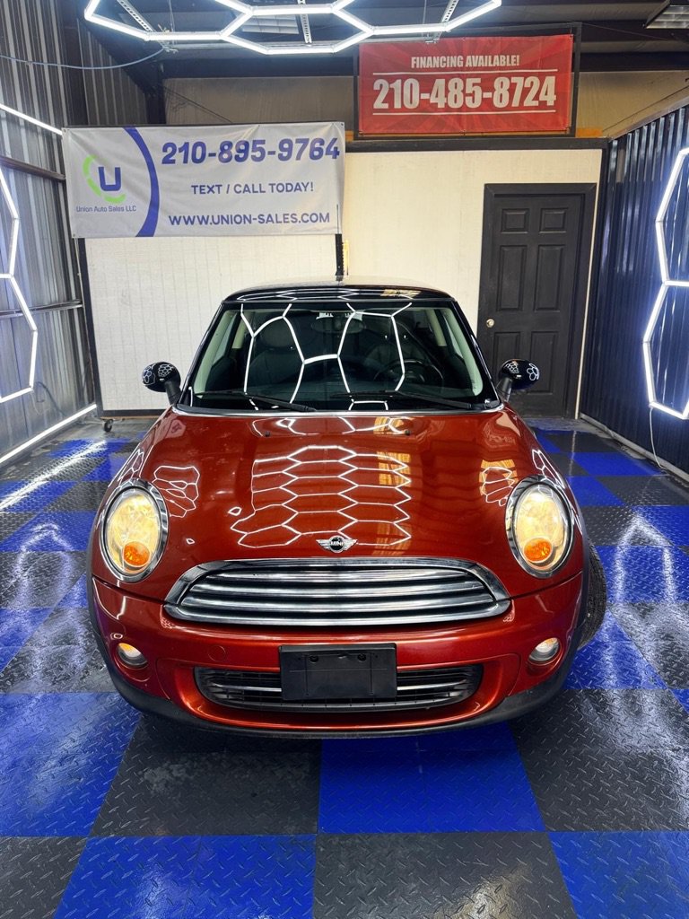 Used 2011 MINI Cooper Hardtop FWD image 6