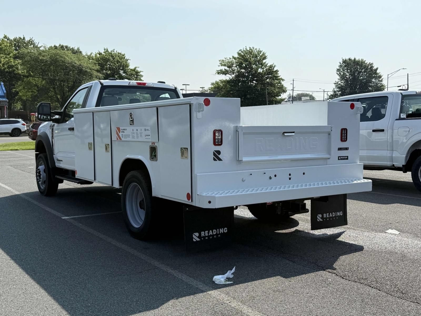 New 2024 Ford F550 4x4 Regular Cab Super Duty image 4