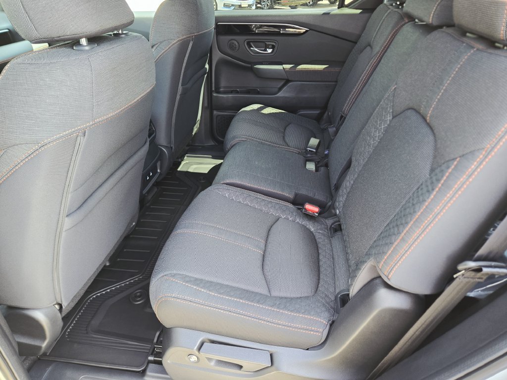 New 2026 Honda Pilot Sport image 9