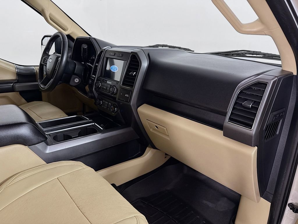 Used 2018 Ford F150 XLT w/ Equipment Group 302A Luxury AWD/4WD image 33