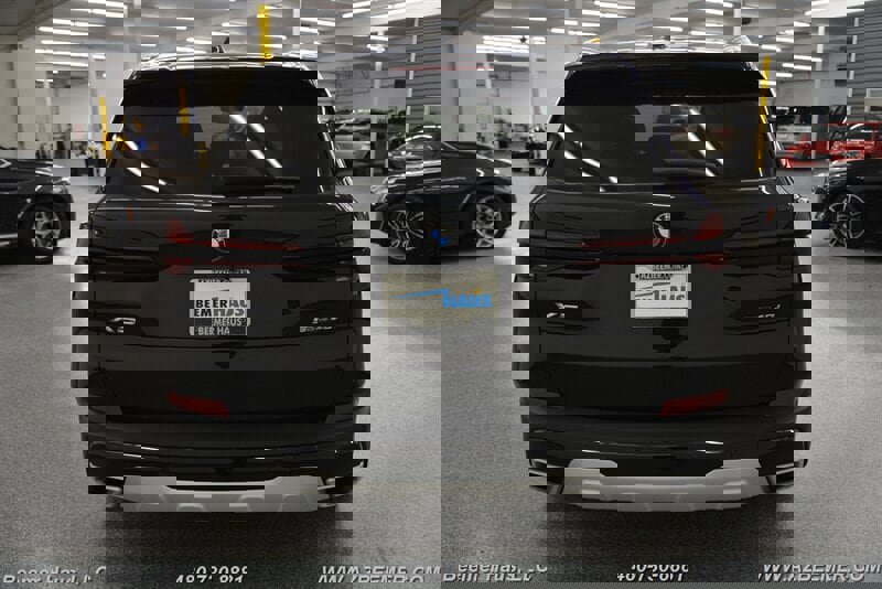 Used 2025 BMW X5 sDrive40i image 11