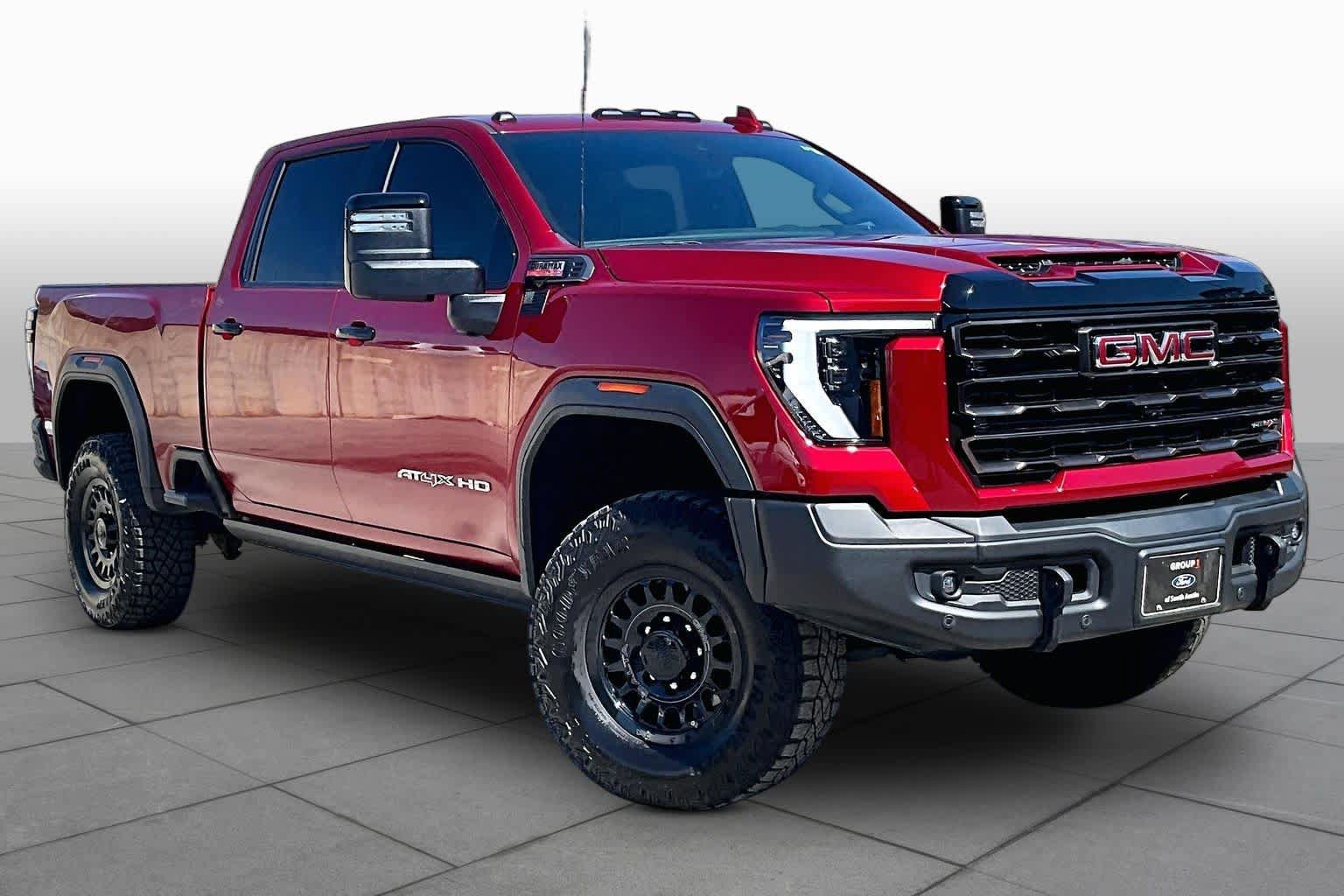 Used 2025 GMC Sierra 2500 AT4X w/ AT4X AEV Edition AWD/4WD image 3