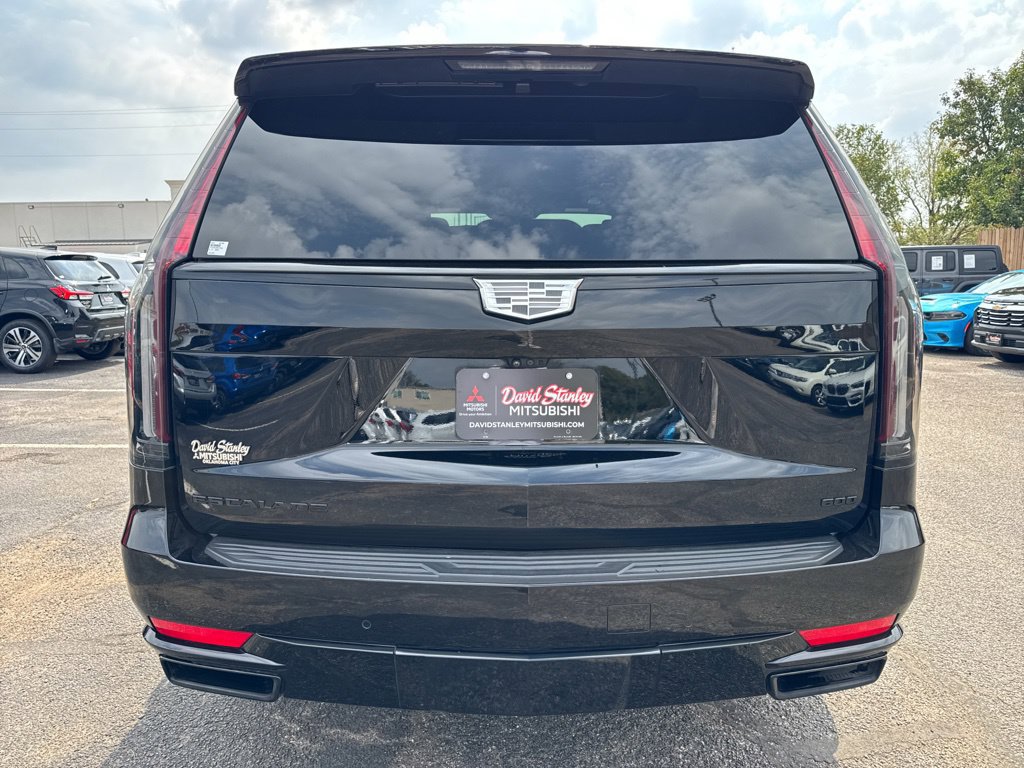 Used 2024 Cadillac Escalade Sport w/ LPO, ONYX Package AWD/4WD image 5