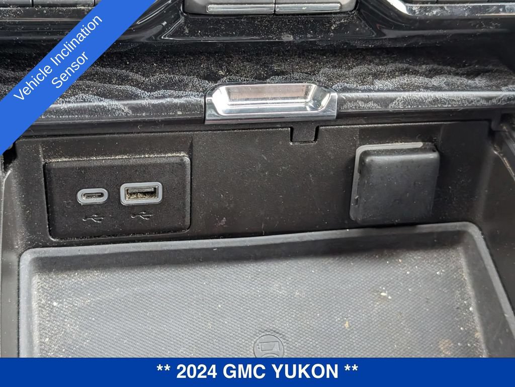 Used 2024 GMC Yukon Denali w/ Advanced Technology Package AWD/4WD image 42