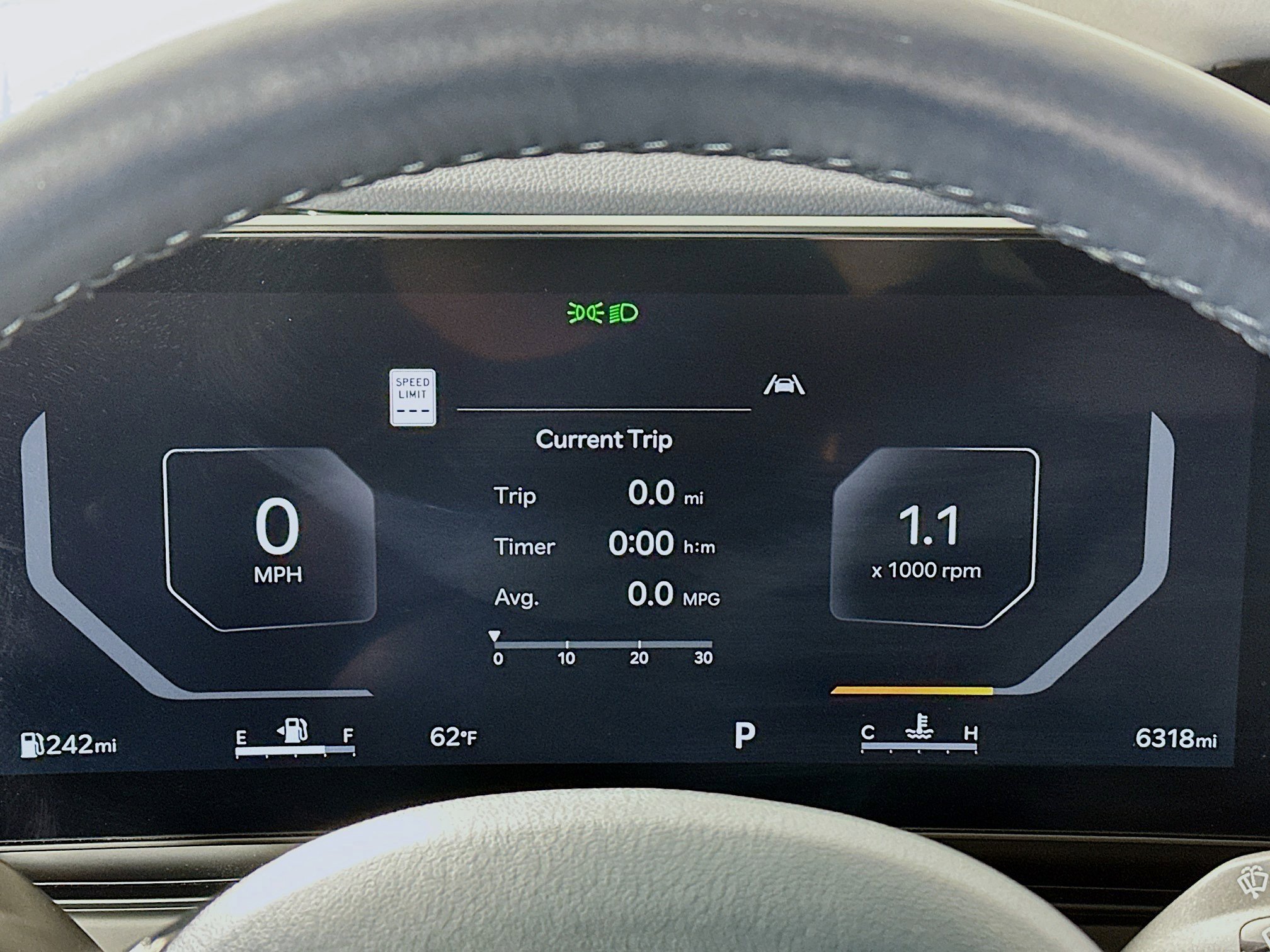 Certified 2026 Kia Carnival SX Prestige FWD image 12