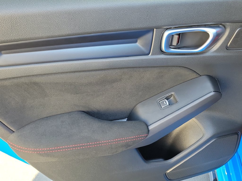 Used 2023 Honda Civic Type R image 16