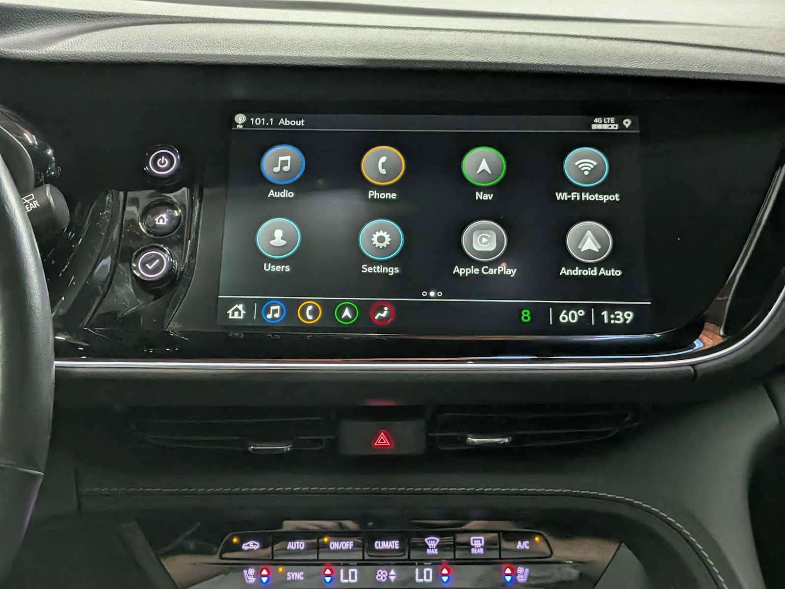 Used 2022 Buick Envision Avenir w/ Technology Package II image 29