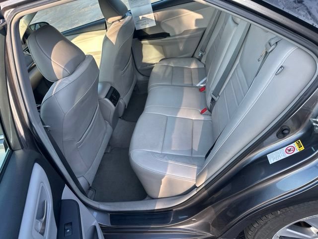 Used 2015 Toyota Camry XLE FWD image 10