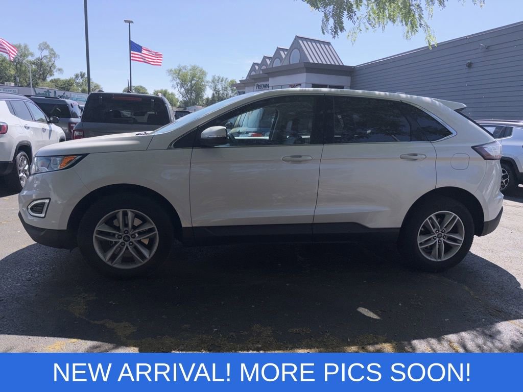 Used 2017 Ford Edge SEL w/ Equipment Group 201A AWD/4WD image 2