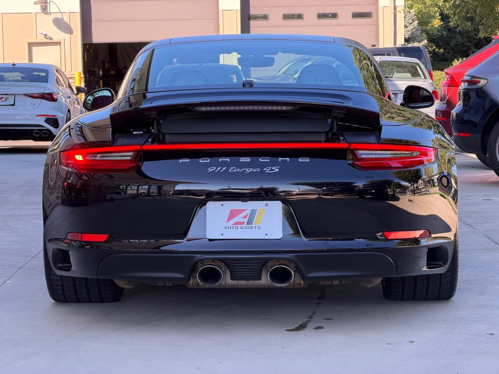 Used 2018 Porsche 911 Targa 4S AWD/4WD image 7