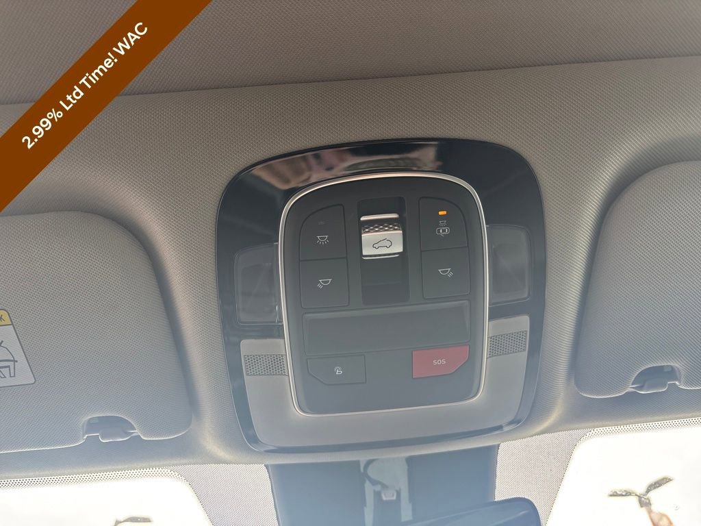 Certified 2023 Hyundai Santa Fe SEL w/ Premium Package image 33