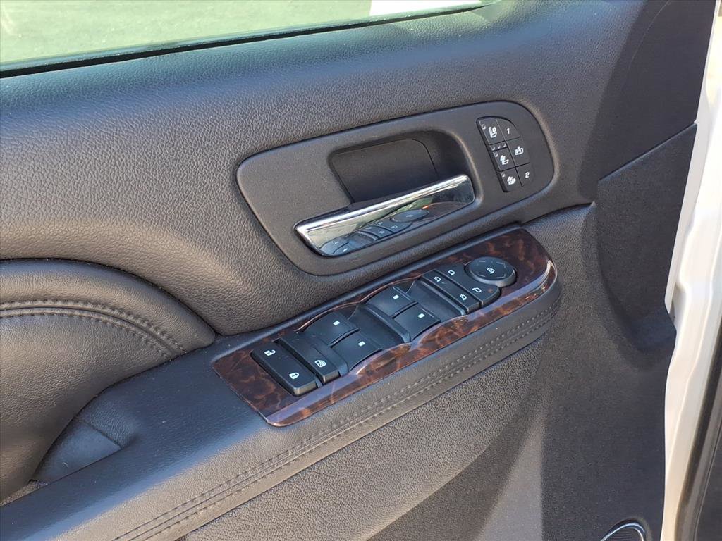 Used 2014 GMC Yukon Denali image 6